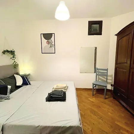 Apartment Vicolo 20 *